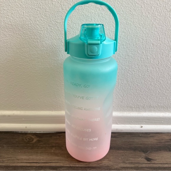 Water Bottle Jug 64oz Built-in Straw Time Marker Gradient Blue Pink Sport Gym - Picture 4 of 11